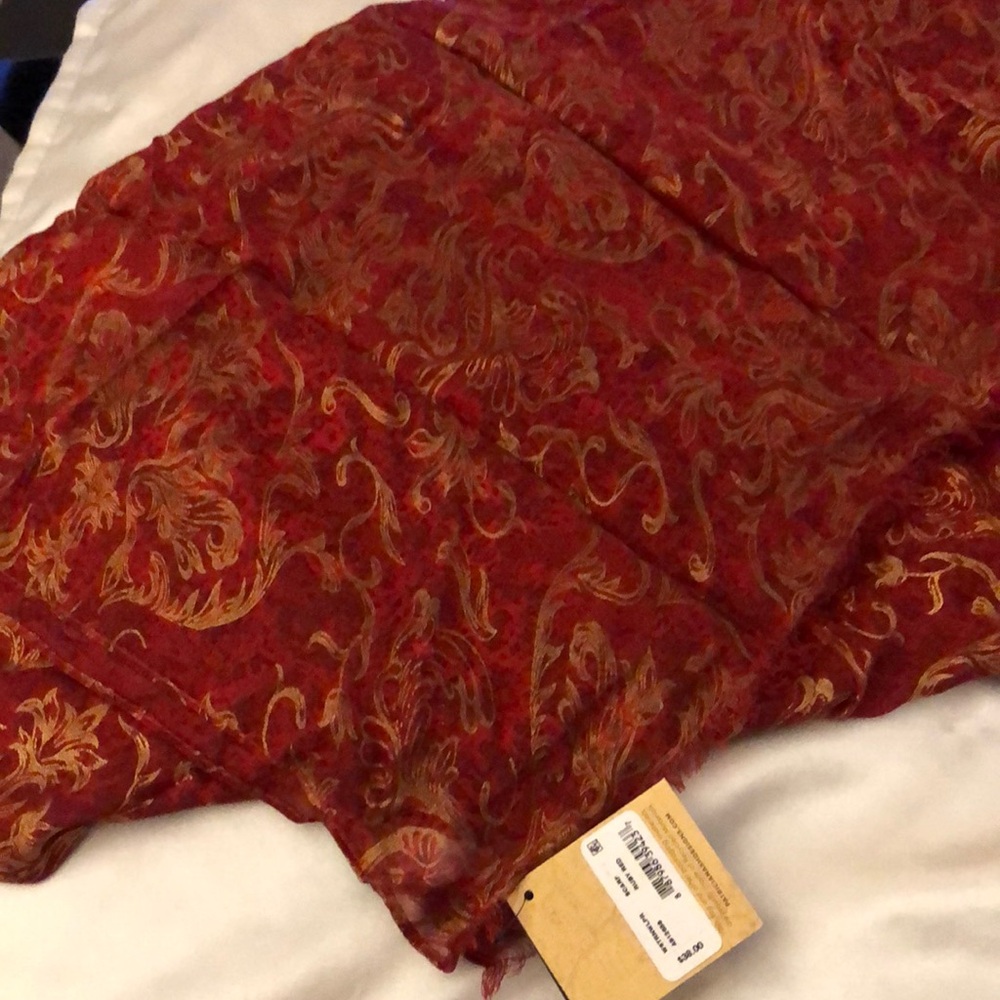 Patricia Nash Western Wallpaper Ruby Red Scarf 100% Viscose Fringed Edges NWT